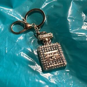 Gold tone NWOT Perfume Bottle Keychain